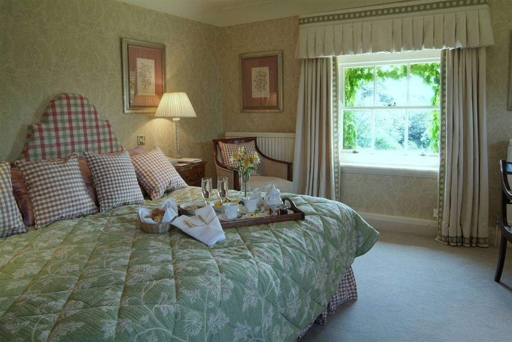 Hotel The Elms &